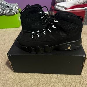 Jordan’s 9 size 8